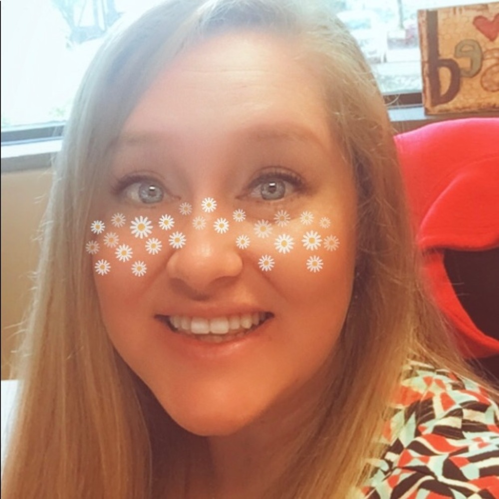Meet your Posher, Jessica